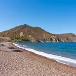Beachfront Lampis Dolphin 2 Ferienhaus Skala