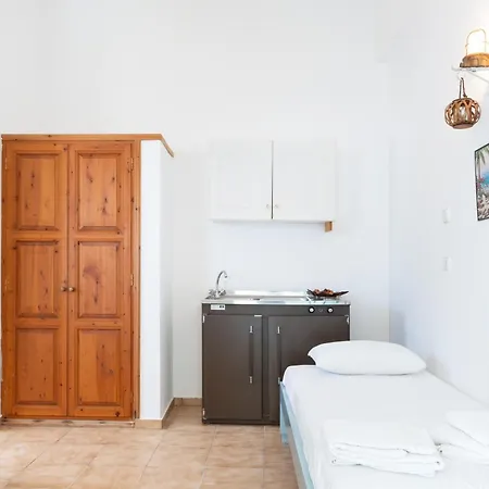 Beachfront Lampis Dolphin 2 Hébergement de vacances