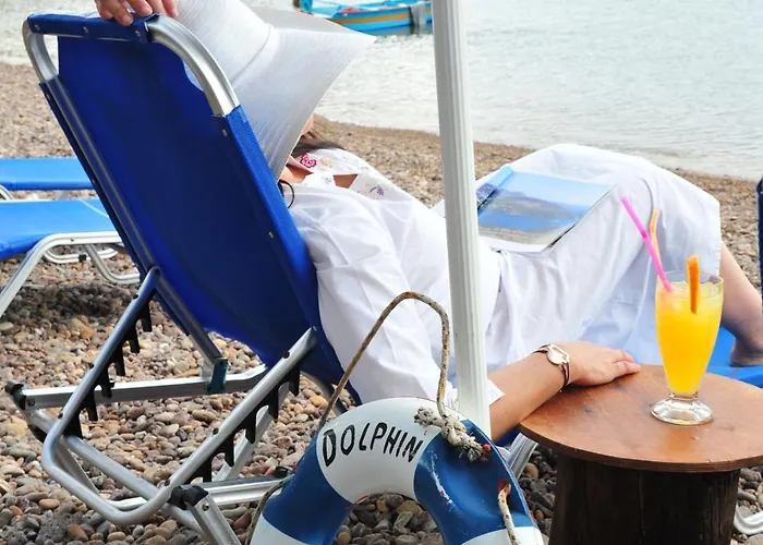 Beachfront Lampis Dolphin 2 بيت للعطل سكالا