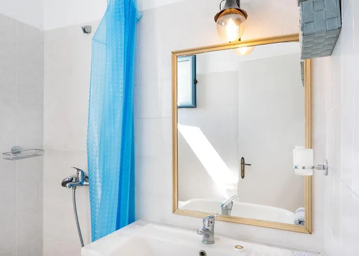 Beachfront Lampis Dolphin 2 * سكالا