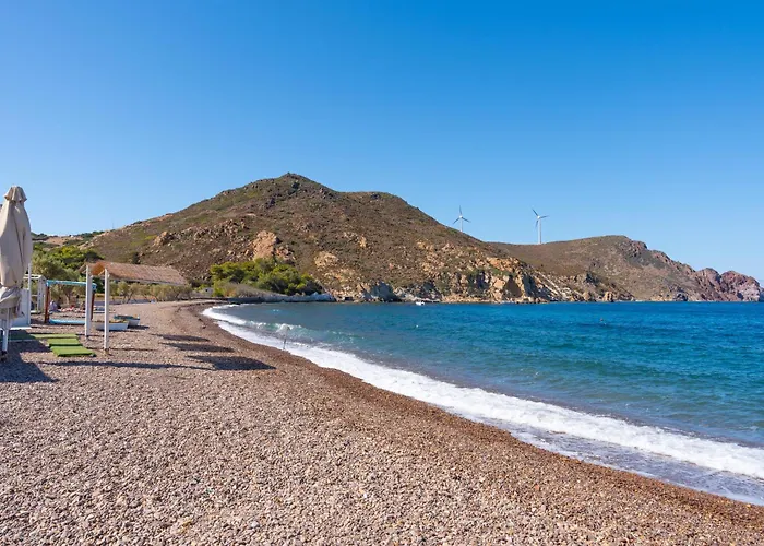 بيت للعطل Beachfront Lampis Dolphin 2 *